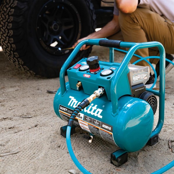 Makita Akku-Kompressor 40V max. XGT AC001G 9,3 bar