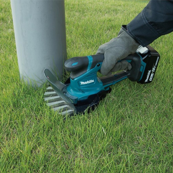 Makita Akku-Grasschere 18V DUM604SZ + Schwäble Schaumstoffeinlage + MAKPAC