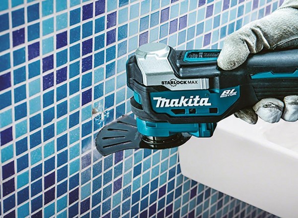 Makita Akku-Multifunktionswerkzeug 18V DTM52SZ + Schwäble Schaumstoffeinlage