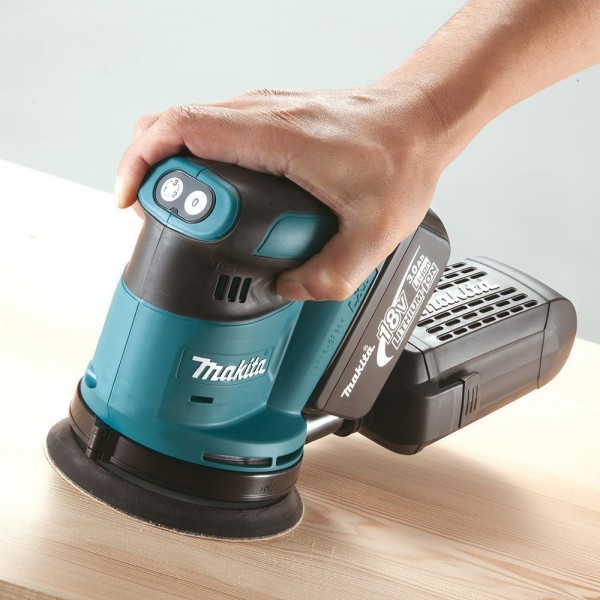 Makita Akku-Exzenterschleifer 18V DBO180SZ + Schwäble Schaumstoffeinlage
