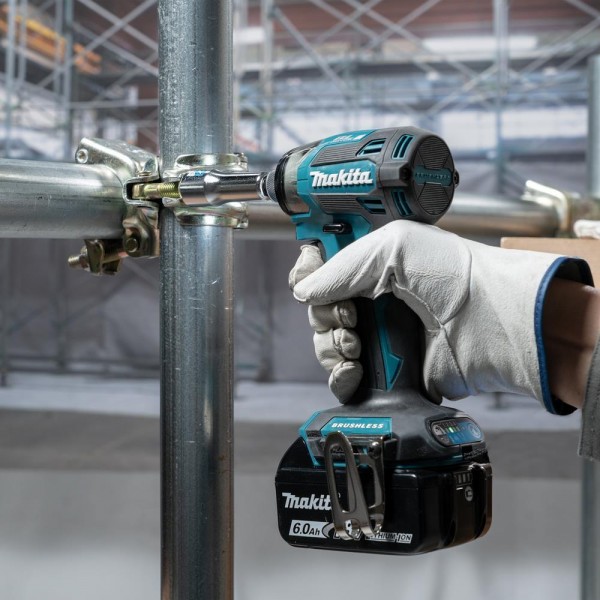 Makita Akku-Schlagschrauber 18V DTD173SZ + Schwäble Schaumstoffeinlage + Bit-Set