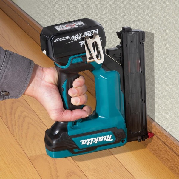 Makita Akku-Stauchkopfnagler 18V DFN350Z