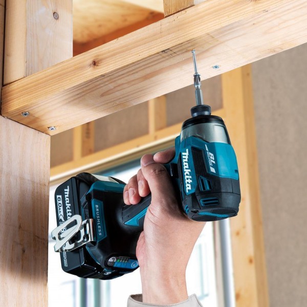 Makita Akku-Schlagschrauber 18V DTD173SZ + Schwäble Schaumstoffeinlage + Bit-Set