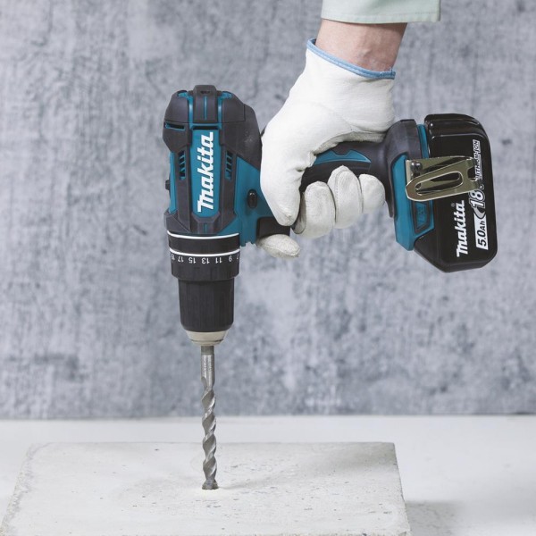 Makita Akku-Schlagbohrschrauber DHP482RFJ + Winkelschleifer DGA504 125mm